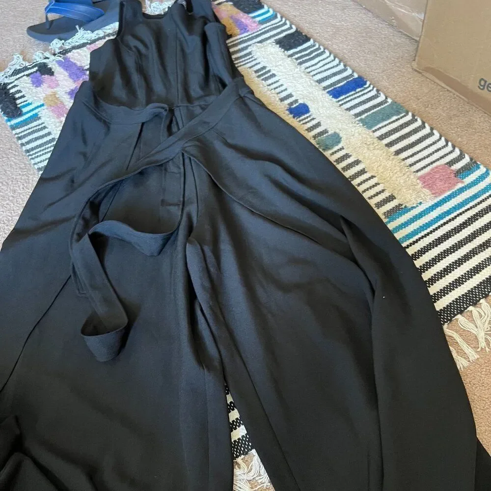 Julia Jordan Waist Tie High Neck JumpsuitBlack‎ Size 4